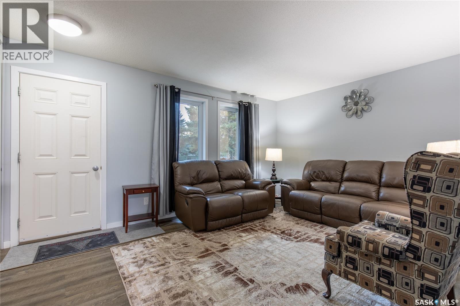 1534 Vaughan Street, Moose Jaw, Saskatchewan  S6H 6S7 - Photo 8 - SK024587