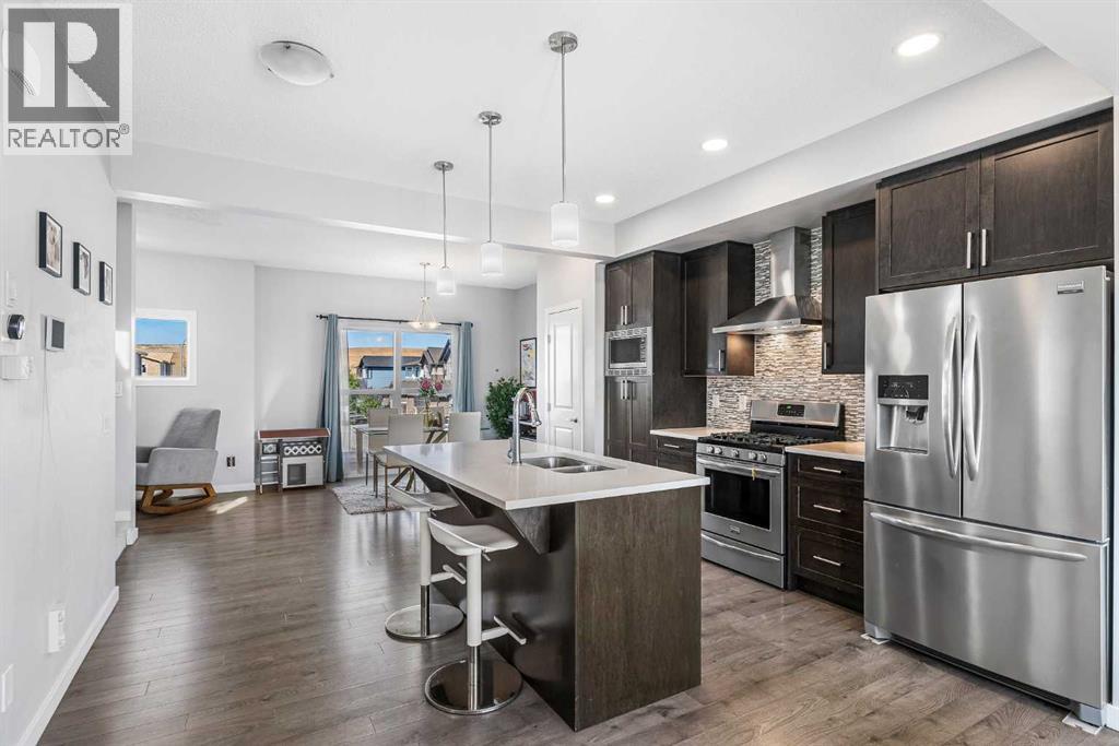 307 Walgrove Boulevard Se, Calgary, Alberta  T2X 4C8 - Photo 3 - A2270003