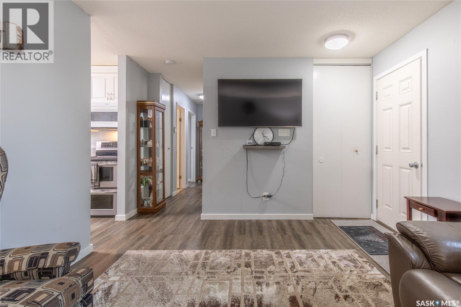 1534 Vaughan Street, Moose Jaw, Saskatchewan  S6H 6S7 - Photo 9 - SK024587