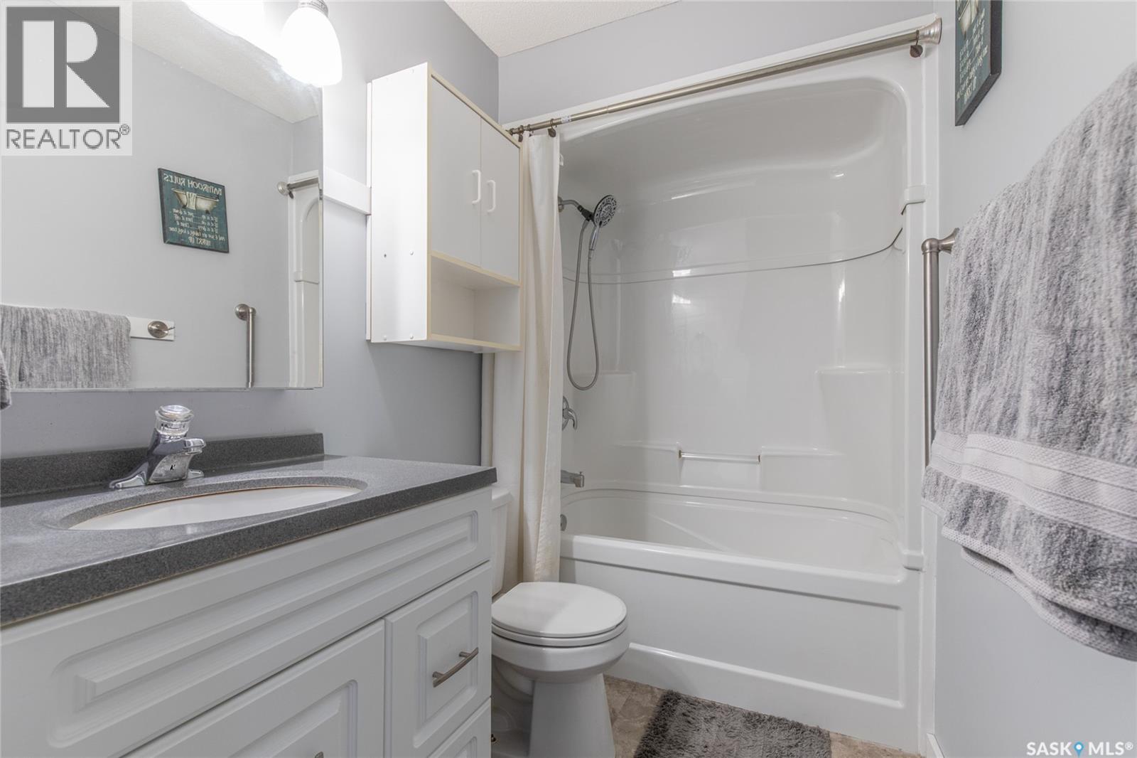 1534 Vaughan Street, Moose Jaw, Saskatchewan  S6H 6S7 - Photo 18 - SK024587