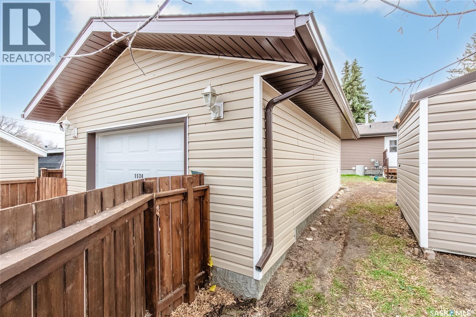 1534 Vaughan Street, Moose Jaw, Saskatchewan  S6H 6S7 - Photo 43 - SK024587