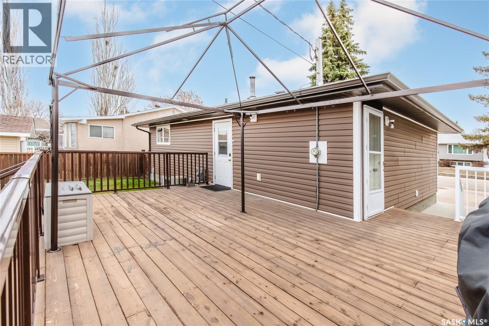 1534 Vaughan Street, Moose Jaw, Saskatchewan  S6H 6S7 - Photo 36 - SK024587