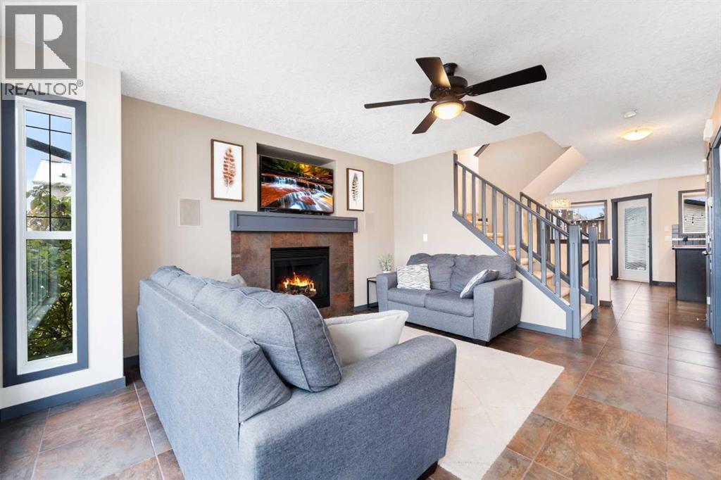 44 Cranberry Way Se, Calgary, Alberta  T3M 1K2 - Photo 6 - A2273341