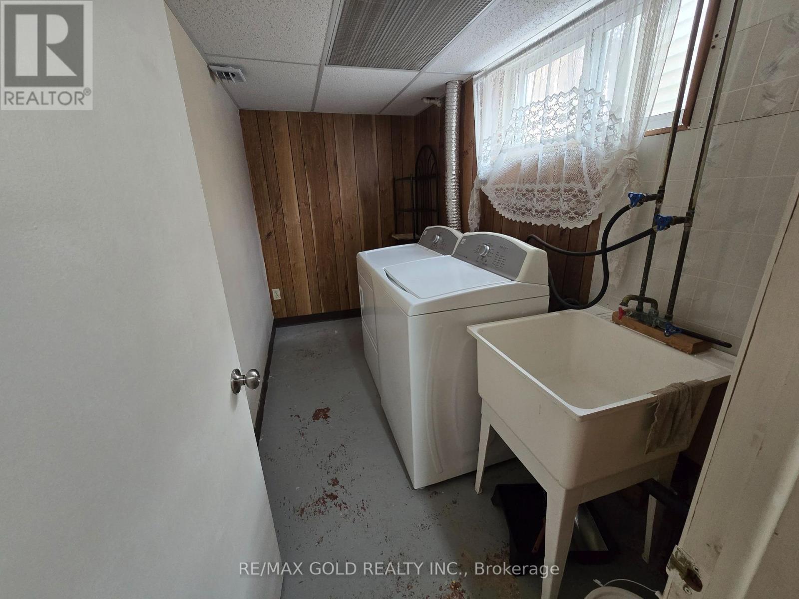 69 Alexandria Crescent, Brampton (Avondale), Ontario  L6T 1N2 - Photo 13 - W12608496