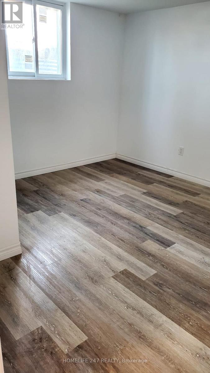 6 Stonecrop Lane, Toronto, Ontario  M9V 3T8 - Photo 2 - W12608504