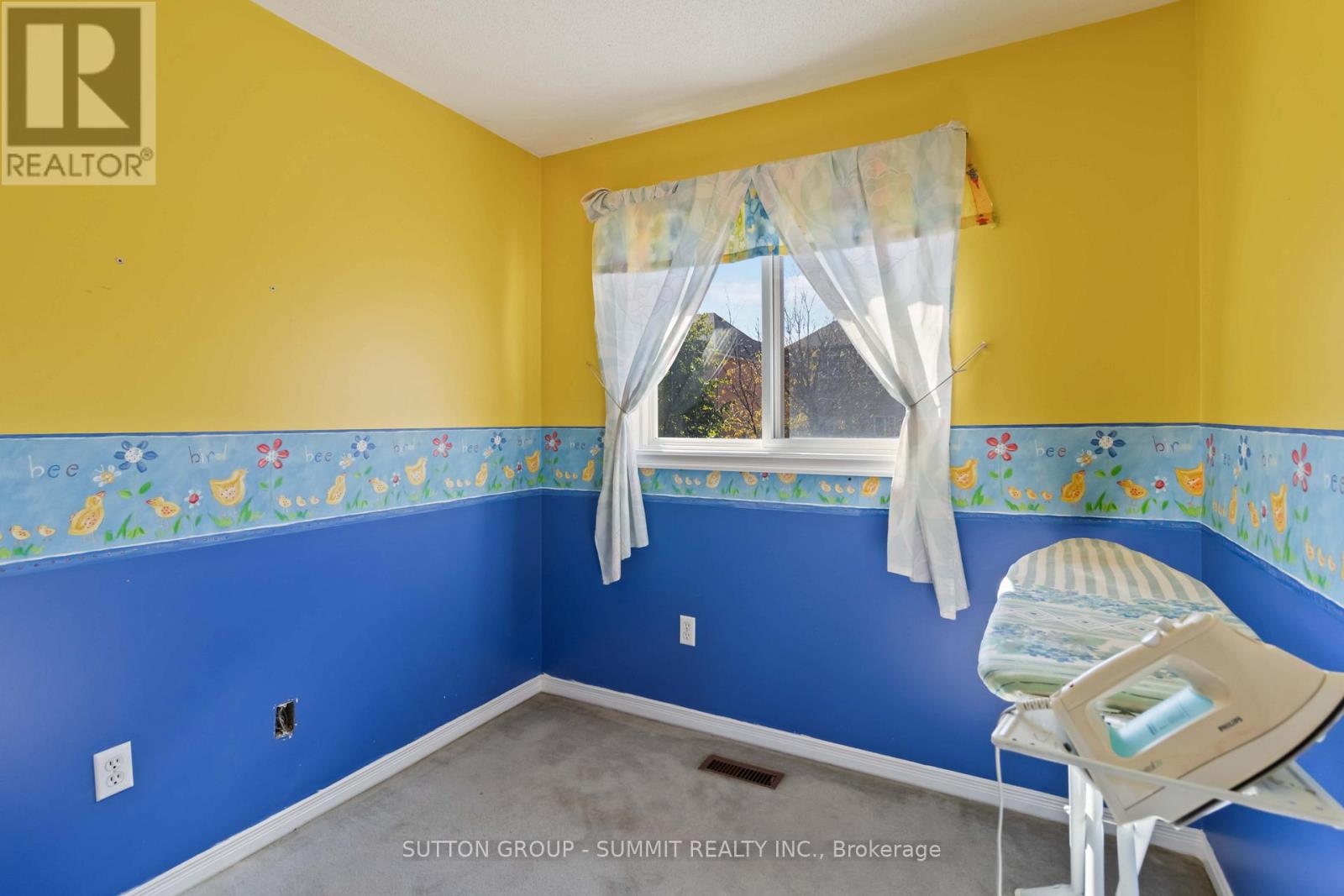 5607 Palmerston Crescent, Mississauga, Ontario  L5M 5Y6 - Photo 9 - W12470727