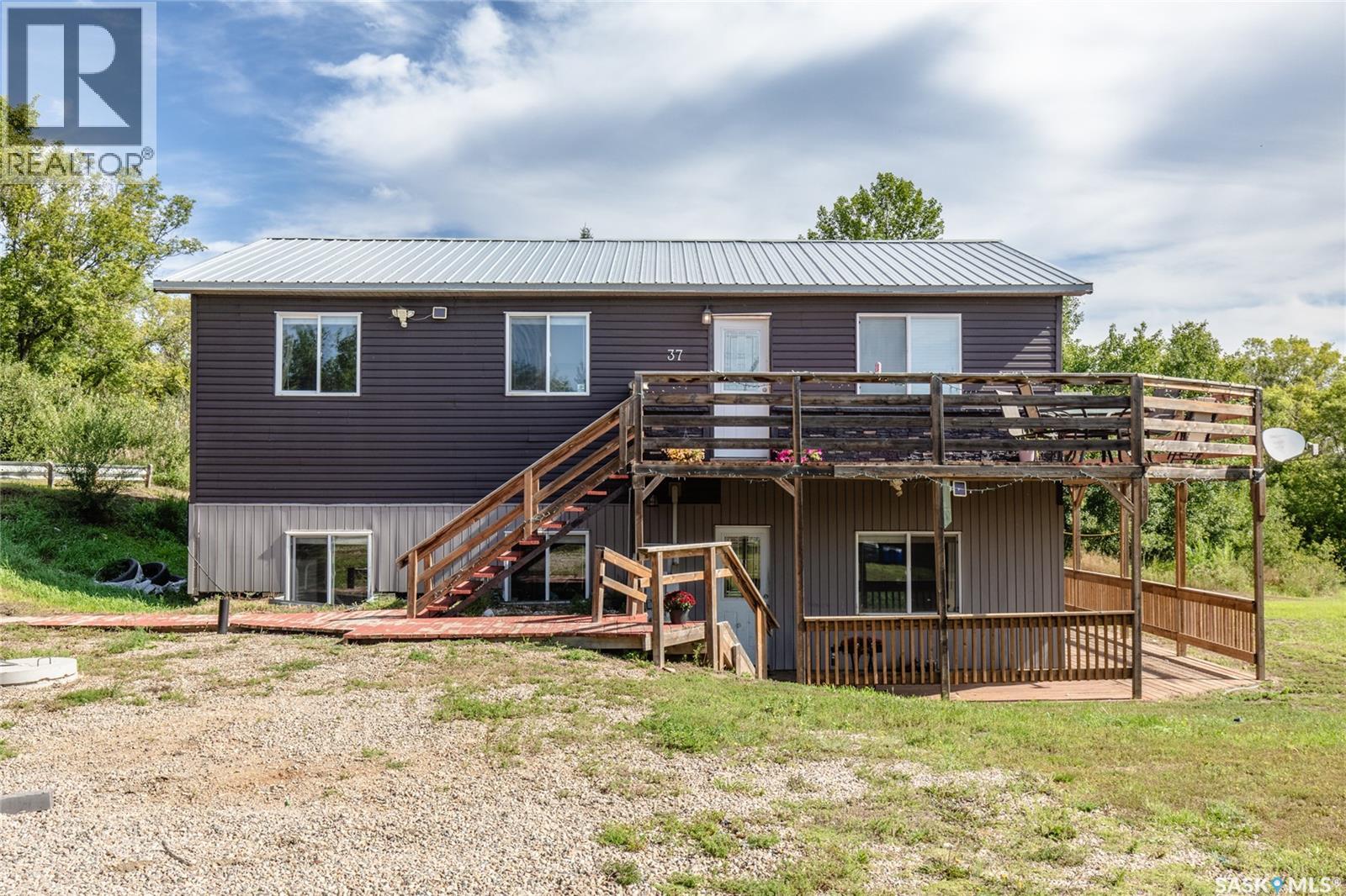 37 Parkbeg Street, Caron Rm No. 162, Saskatchewan  S0H 0R0 - Photo 3 - SK016540