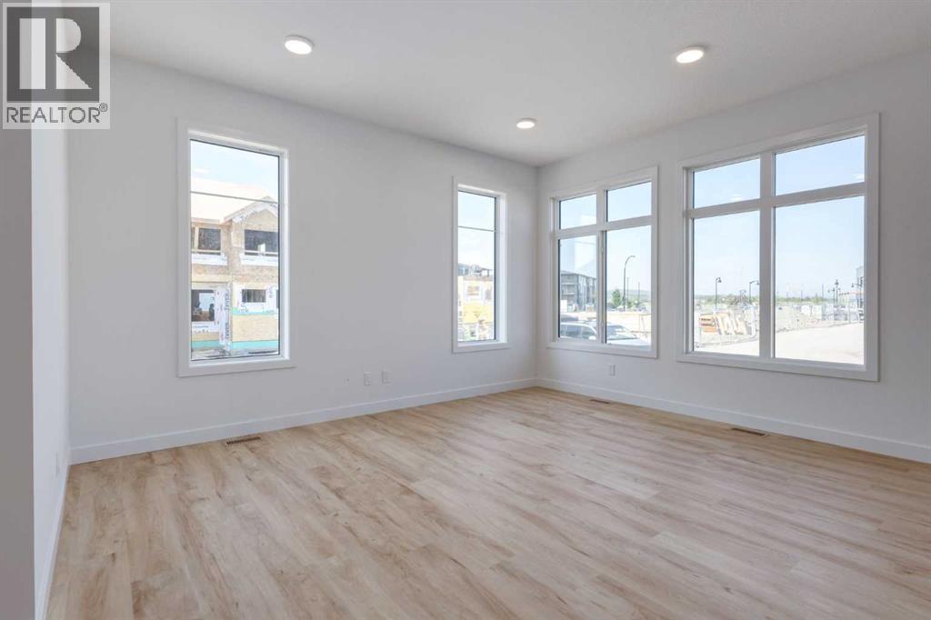 39 Belgian Court, Cochrane, Alberta  T4C 3H5 - Photo 17 - A2264575