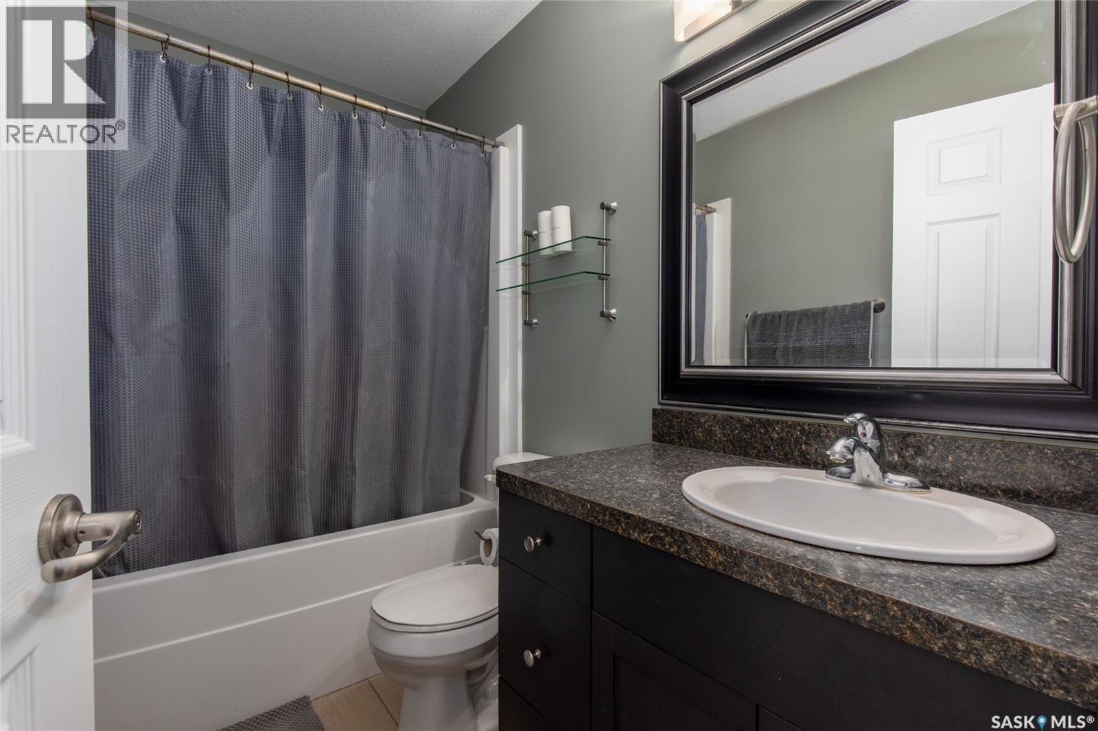 66 Iroquois Street E, Moose Jaw, Saskatchewan  S6H 4S8 - Photo 32 - SK020654