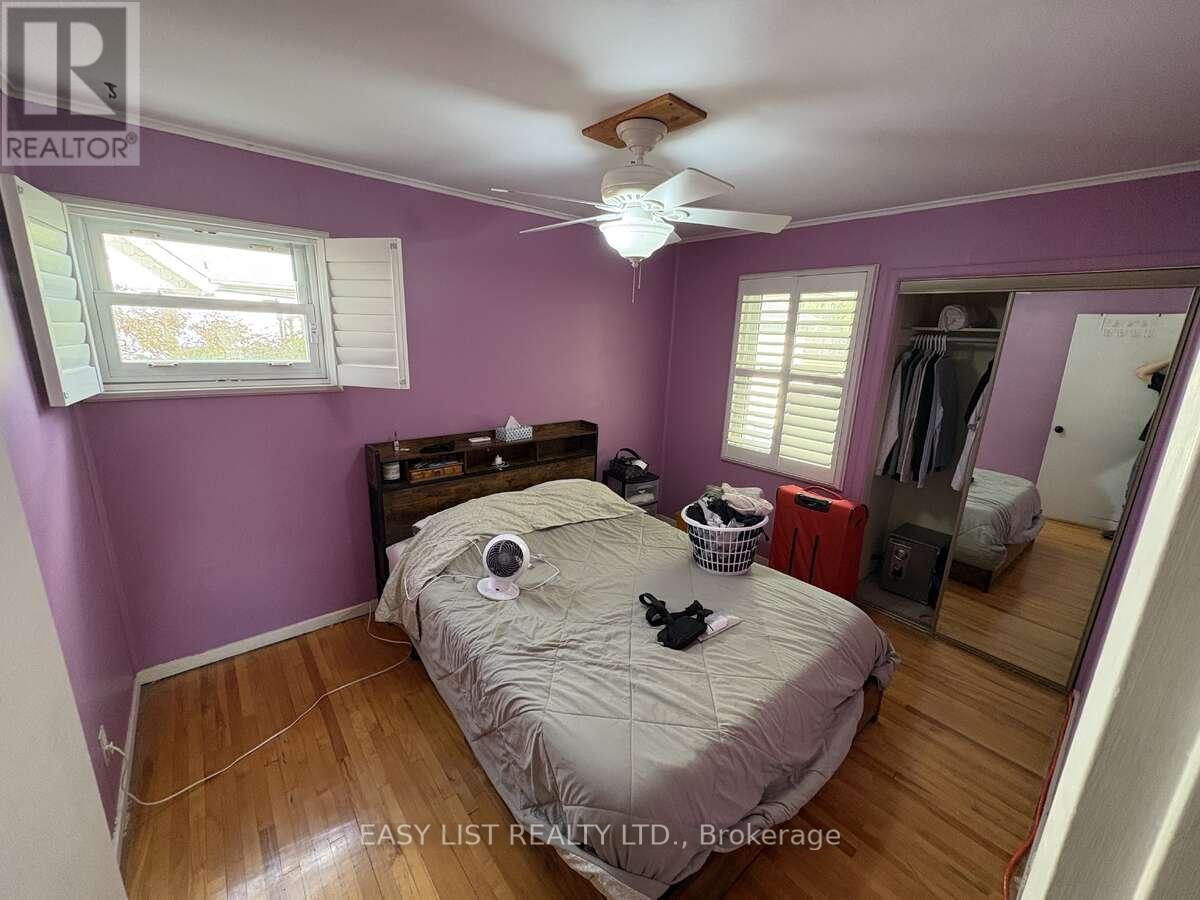 1946 Malta Road, Windsor, Ontario  N8W 4H4 - Photo 9 - X12460452