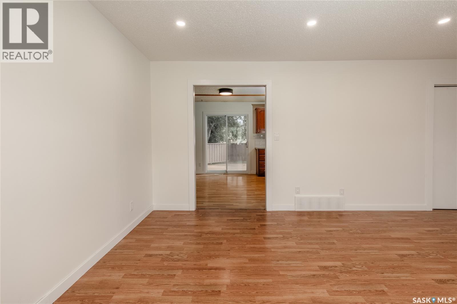 1386 Manitou Crescent, Moose Jaw, Saskatchewan  S6H 7C5 - Photo 11 - SK011487