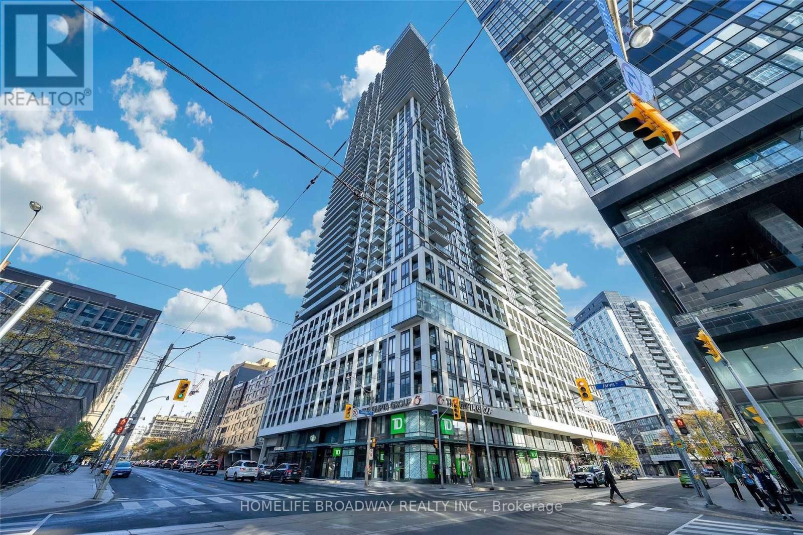 <div class="slider-price">$1,950 Monthly</div><p>1421 - 251 Jarvis Street, Toronto, Ontario</p>