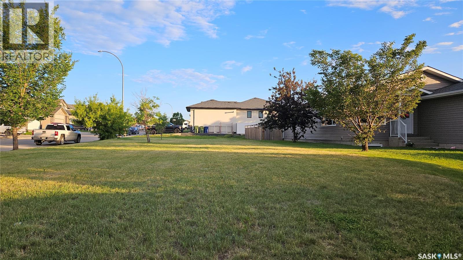 254 Wellington Drive, Moose Jaw, Saskatchewan  S6K 0A1 - Photo 2 - SK011274