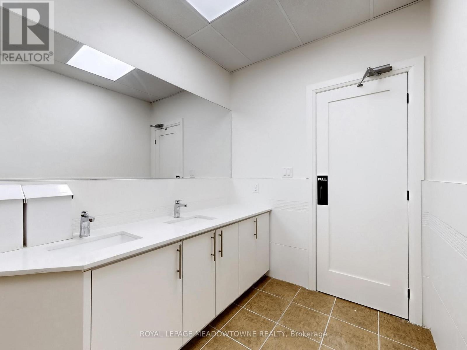 Suite M - 37 Main Street S, Halton Hills (Georgetown), Ontario  L7G 3G2 - Photo 14 - W12573406