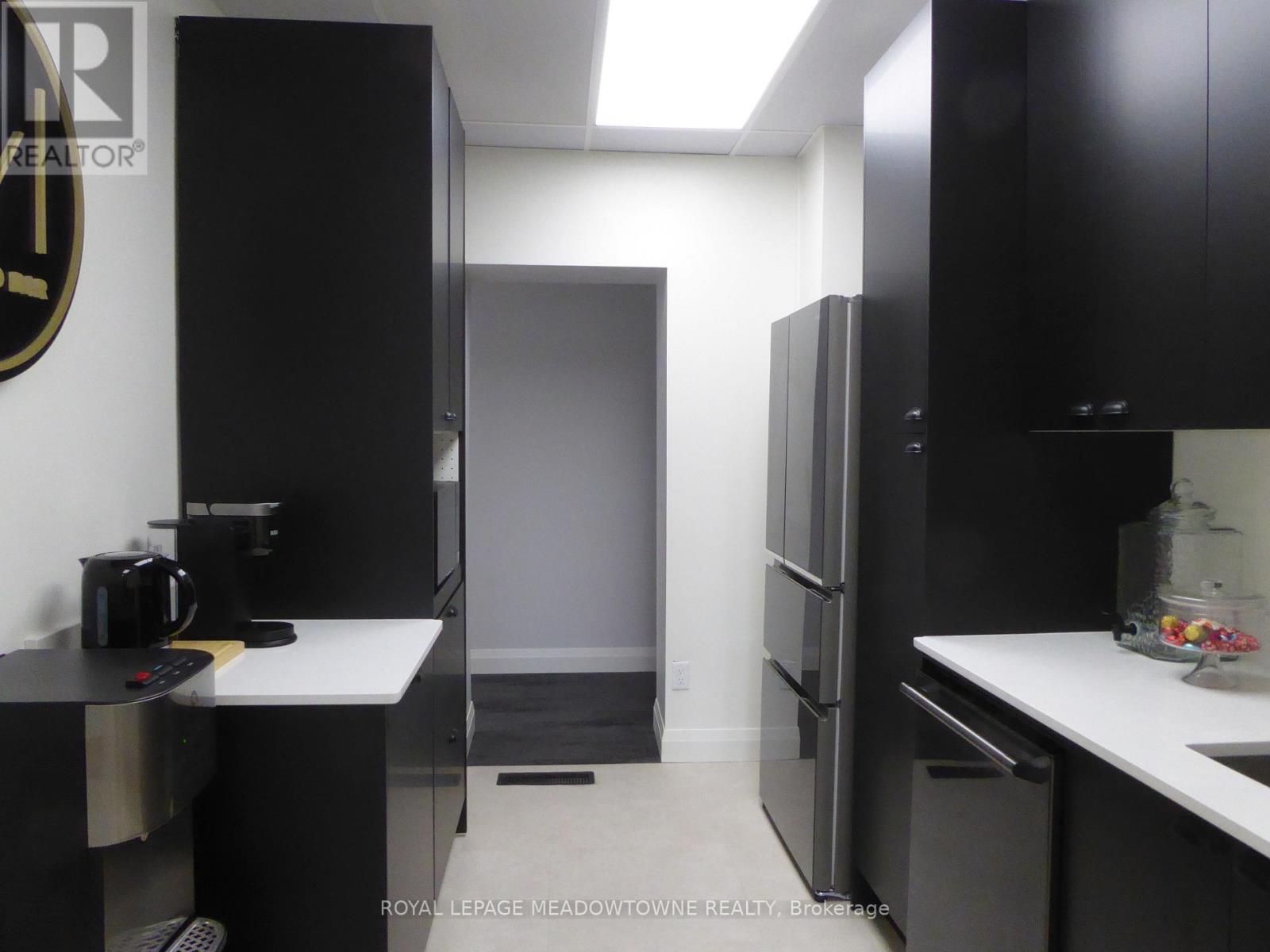 Suite M - 37 Main Street S, Halton Hills (Georgetown), Ontario  L7G 3G2 - Photo 22 - W12573406