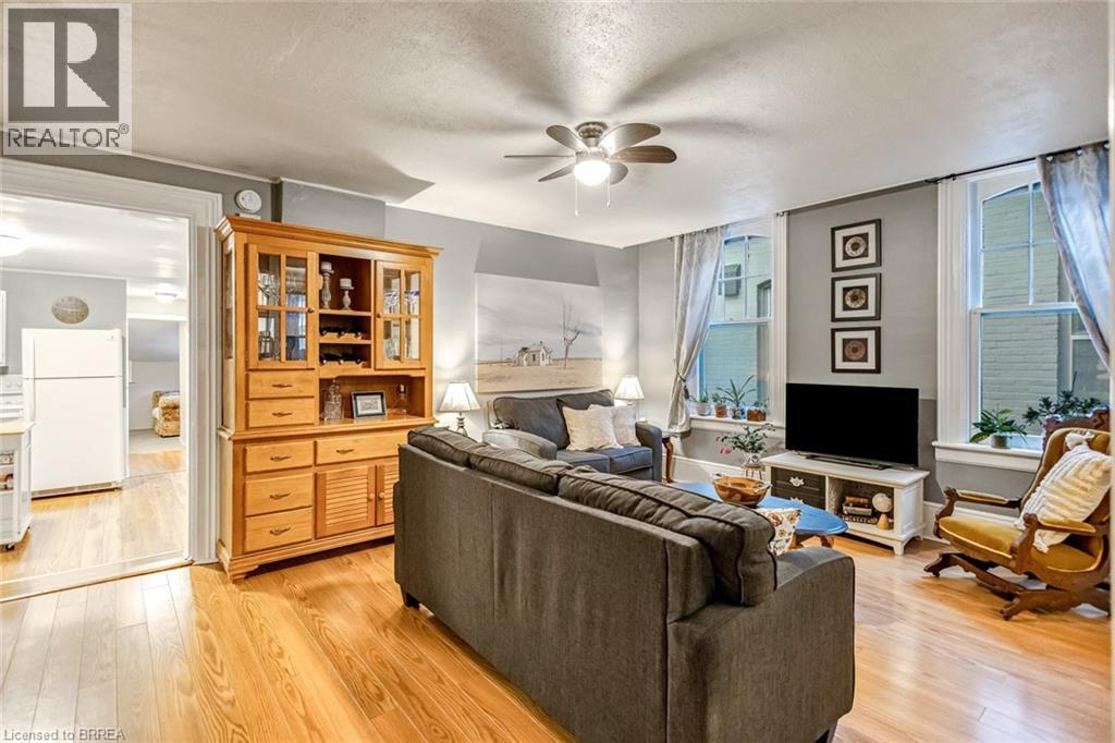 141 Alfred Street, Brantford, Ontario N3S 5G7 - Photo 8 - 40773127