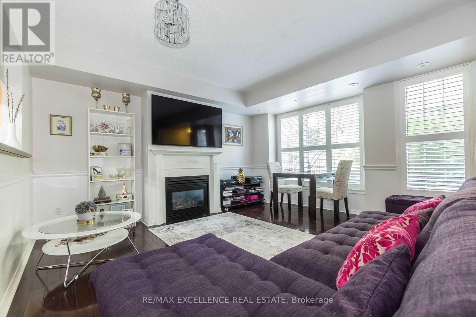 1205 - 5 Everson Drive, Toronto, Ontario  M2N 7C3 - Photo 3 - C12608540