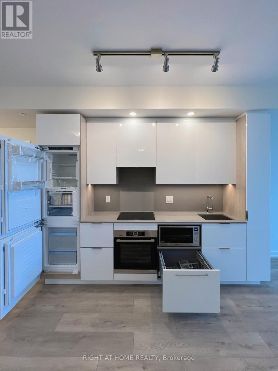 1710 - 28 Freeland Street, Toronto, Ontario  M5E 0E3 - Photo 10 - C12608548