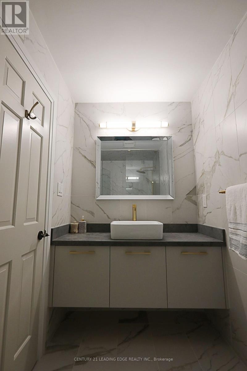 15 Morning Glory Way, Toronto, Ontario  M2H 3M2 - Photo 9 - C12608554