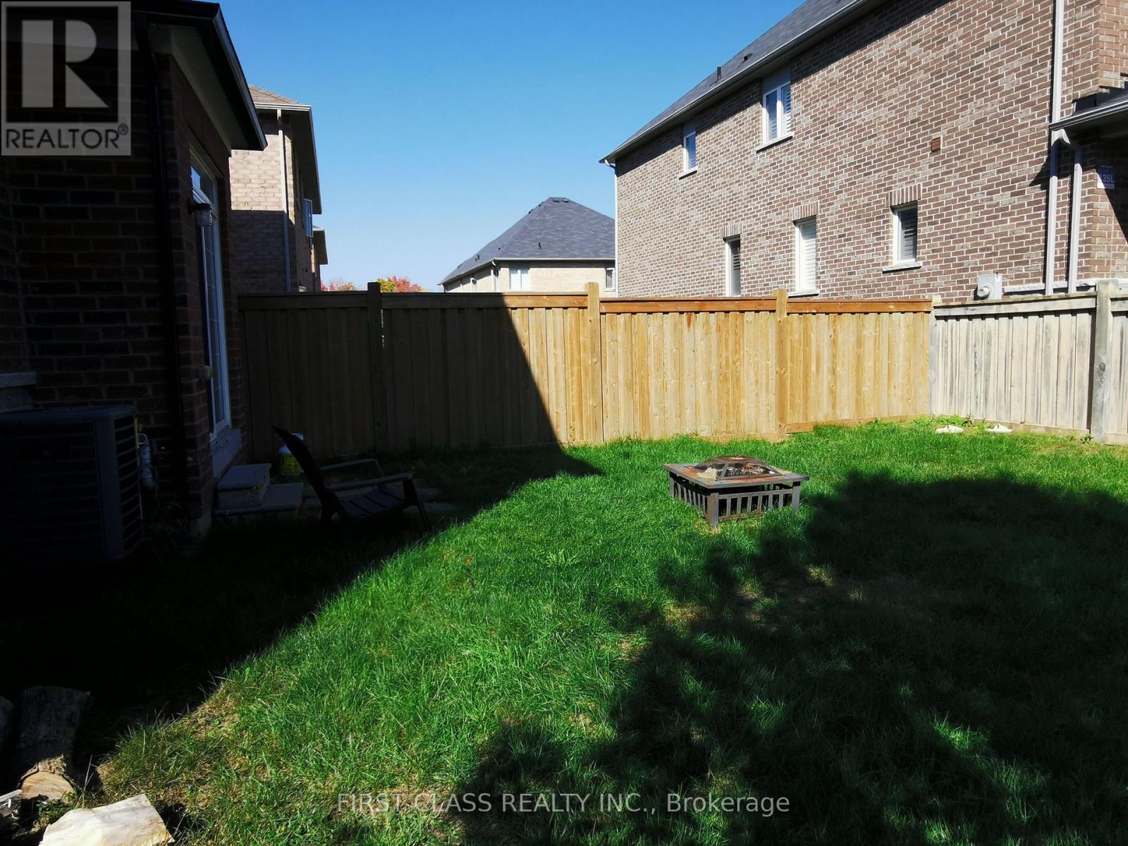1140 Stuffles Crescent, Newmarket, Ontario L3X 3H9 - Photo 10 - N12608542