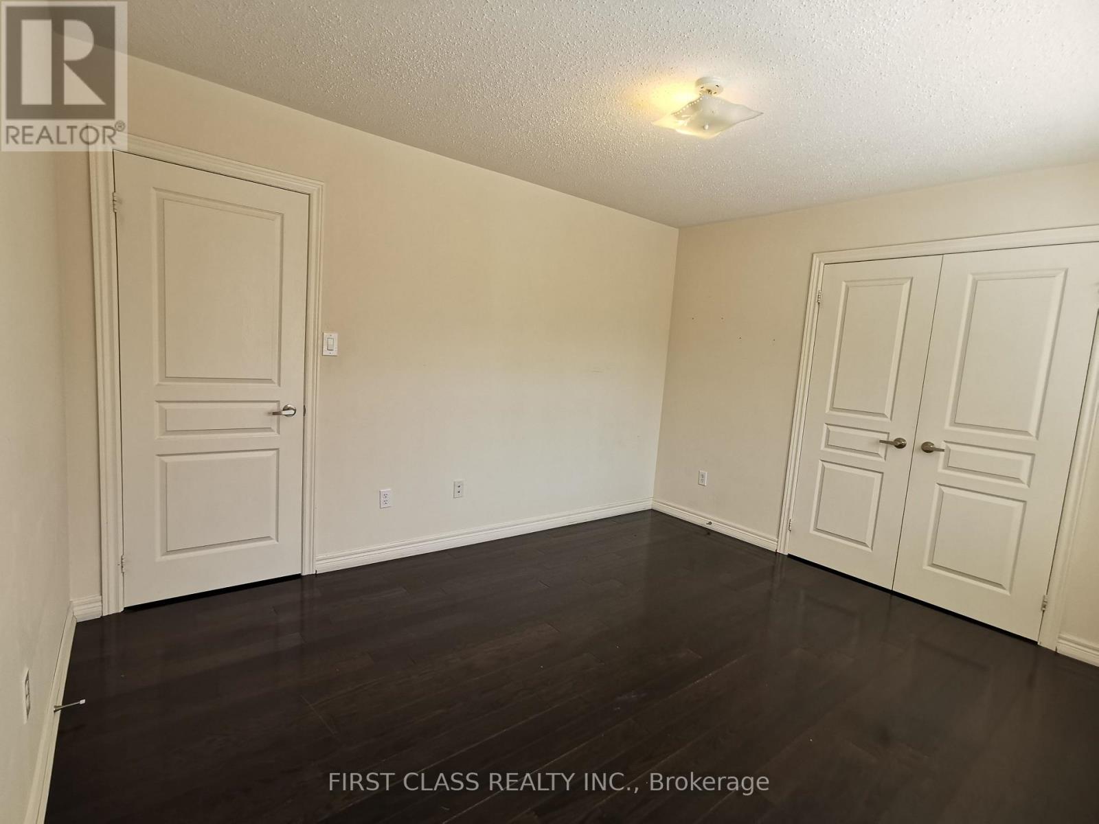 1140 Stuffles Crescent, Newmarket, Ontario L3X 3H9 - Photo 4 - N12608542