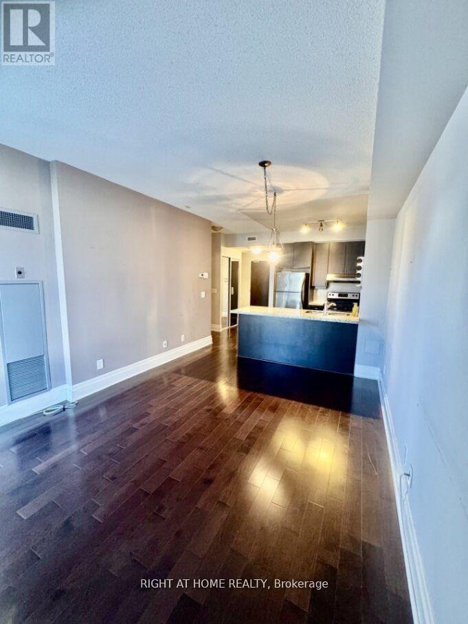 518 - 39 Upper Duke Crescent, Markham, Ontario L6G 0B8 - Photo 5 - N12608552