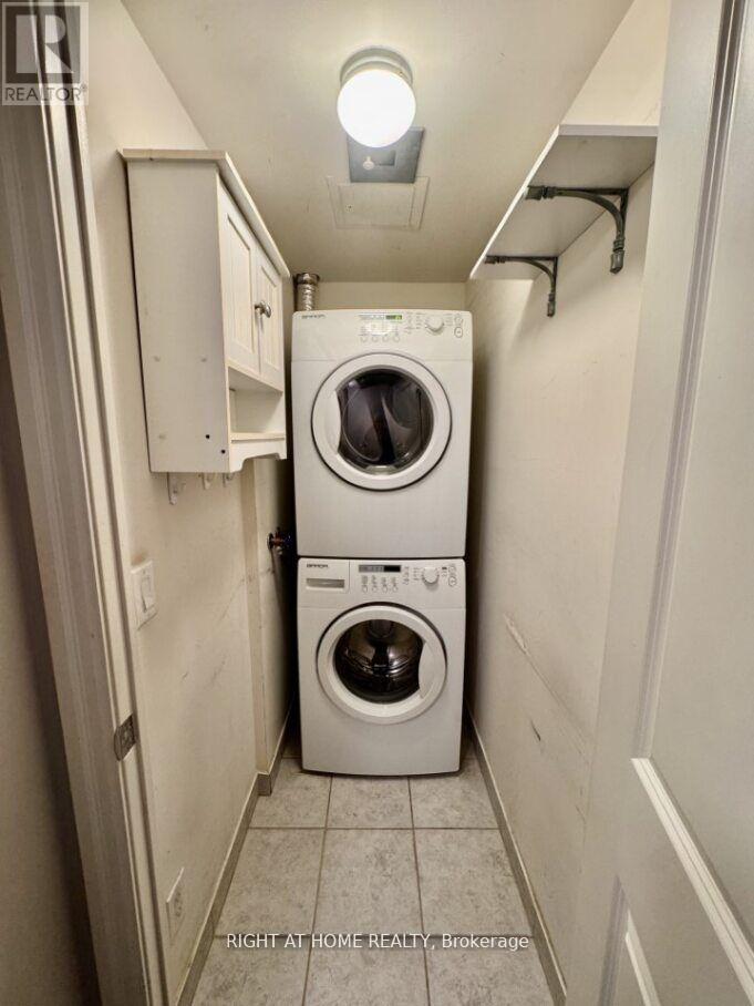 518 - 39 Upper Duke Crescent, Markham, Ontario L6G 0B8 - Photo 9 - N12608552