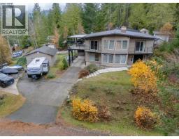 10115 South Dr Sproat Lake, Port Alberni, Ca