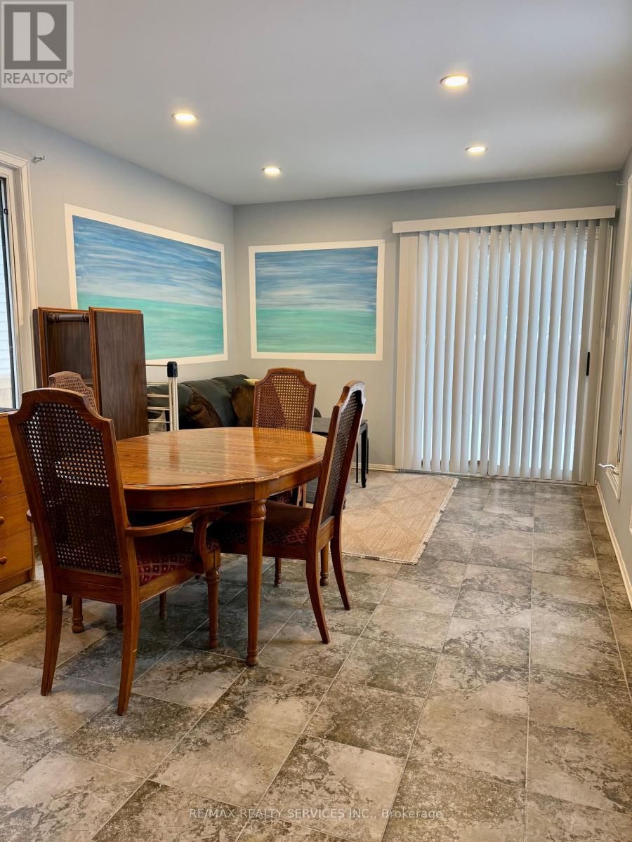 Upper - 145 Brantdale Avenue, Hamilton, Ontario  L9C 1C1 - Photo 9 - X12608546