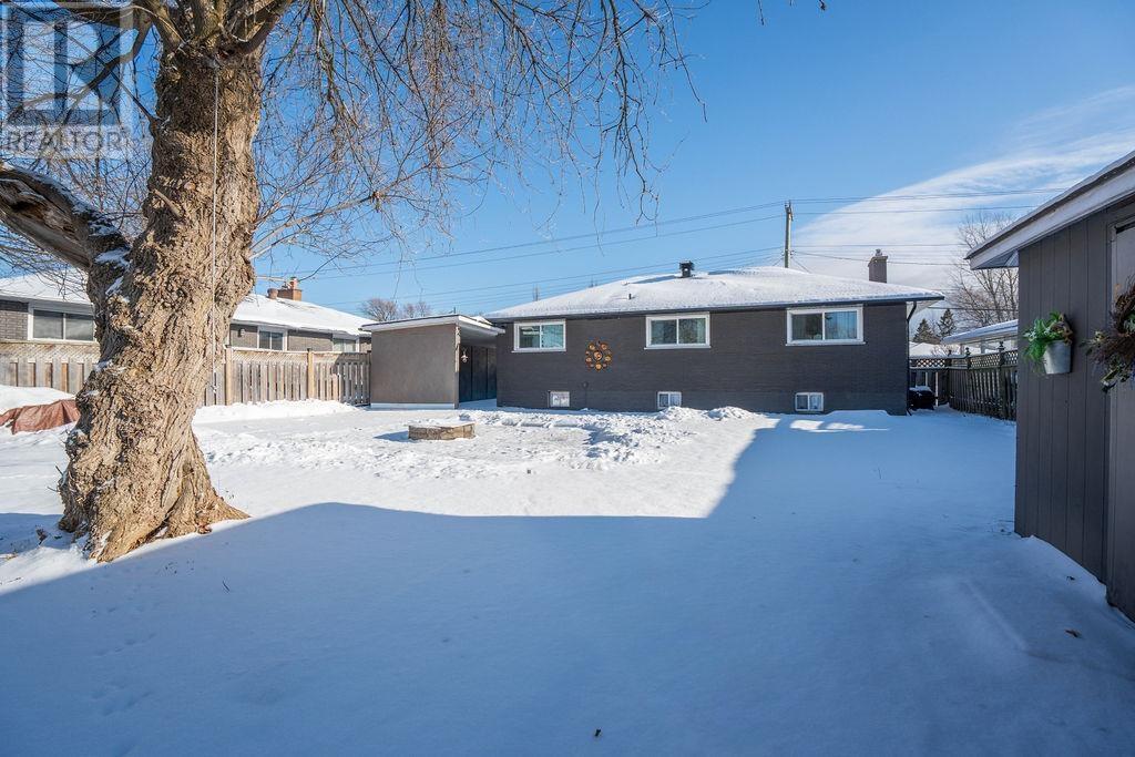 671 North St, Sault Ste. Marie, Ontario  P6B 2C1 - Photo 4 - SM253402