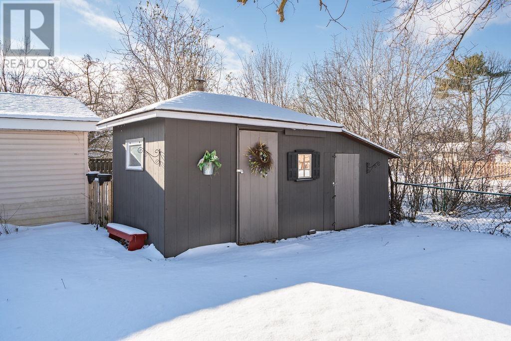 671 North St, Sault Ste. Marie, Ontario  P6B 2C1 - Photo 9 - SM253402