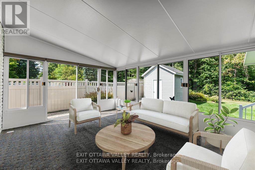 127 Owens Street, Pembroke, Ontario  K8A 8K1 - Photo 32 - X12608568