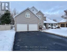 127 OWENS STREET, Pembroke, Ontario