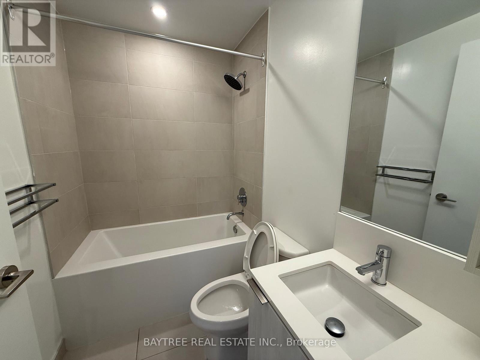 1603 - 1000 Portage Parkway, Vaughan, Ontario  L4K 0L1 - Photo 11 - N12560158