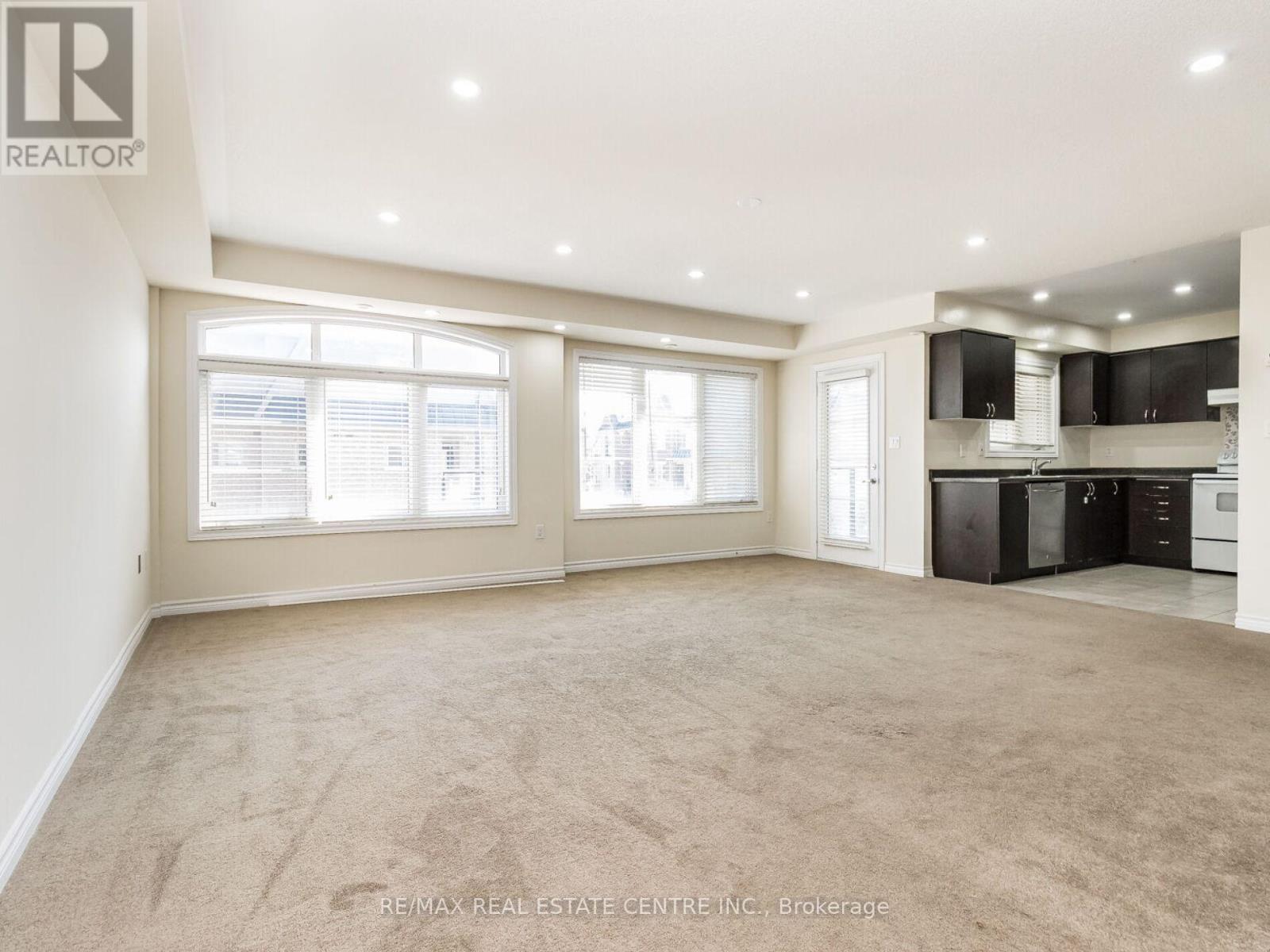 09 - 200 Veterans Drive, Brampton, Ontario  L7A 4S6 - Photo 11 - W12608570