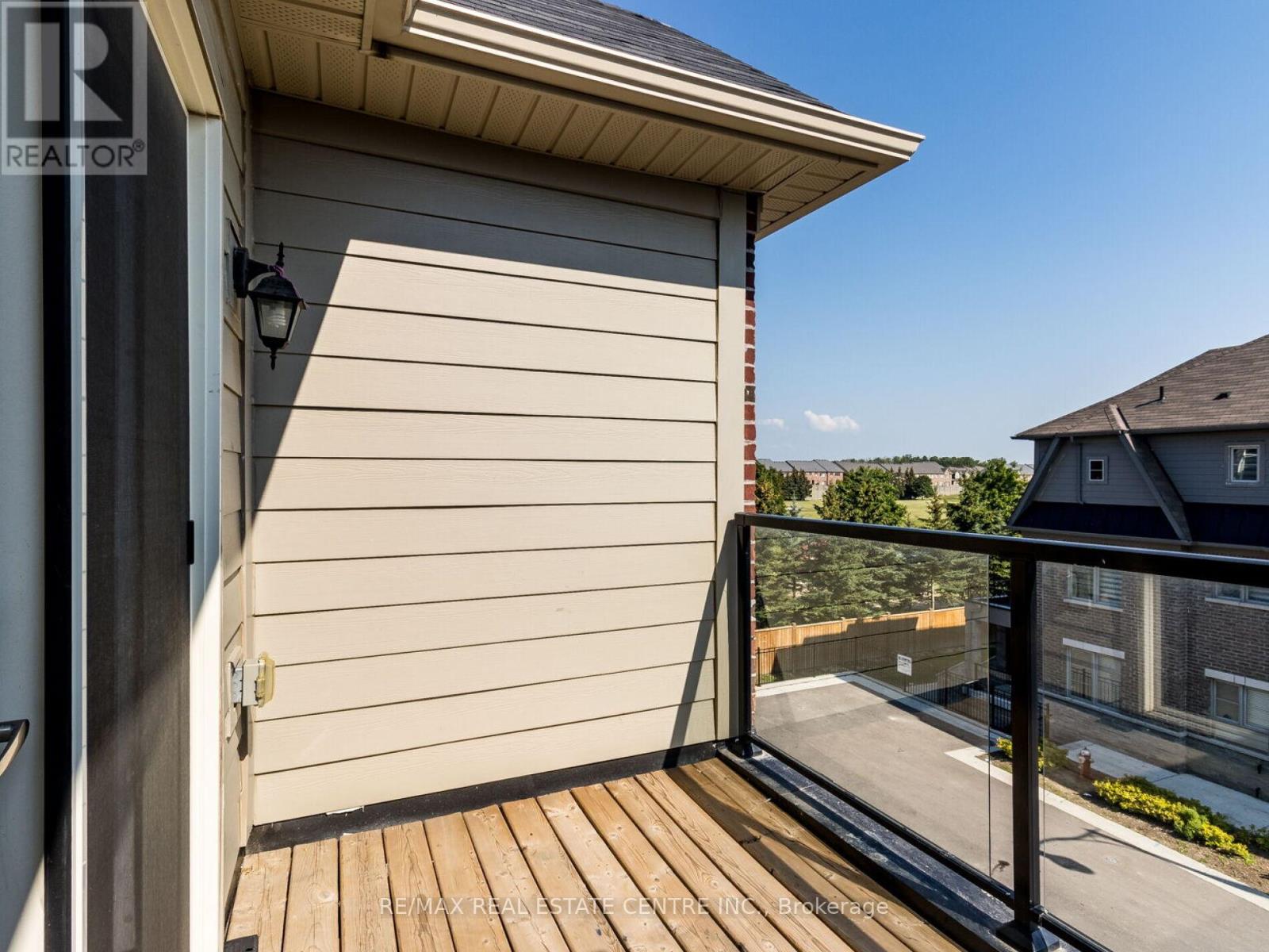 09 - 200 Veterans Drive, Brampton, Ontario  L7A 4S6 - Photo 32 - W12608570