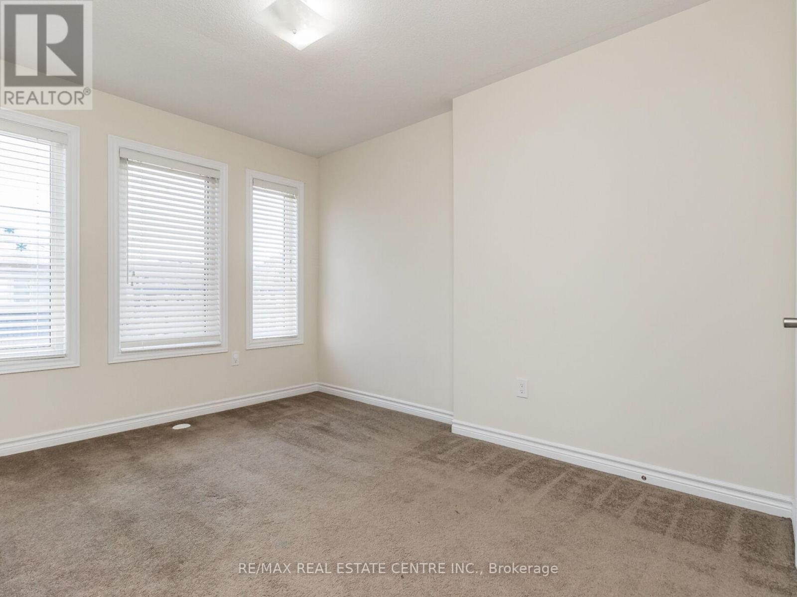 09 - 200 Veterans Drive, Brampton, Ontario  L7A 4S6 - Photo 33 - W12608570