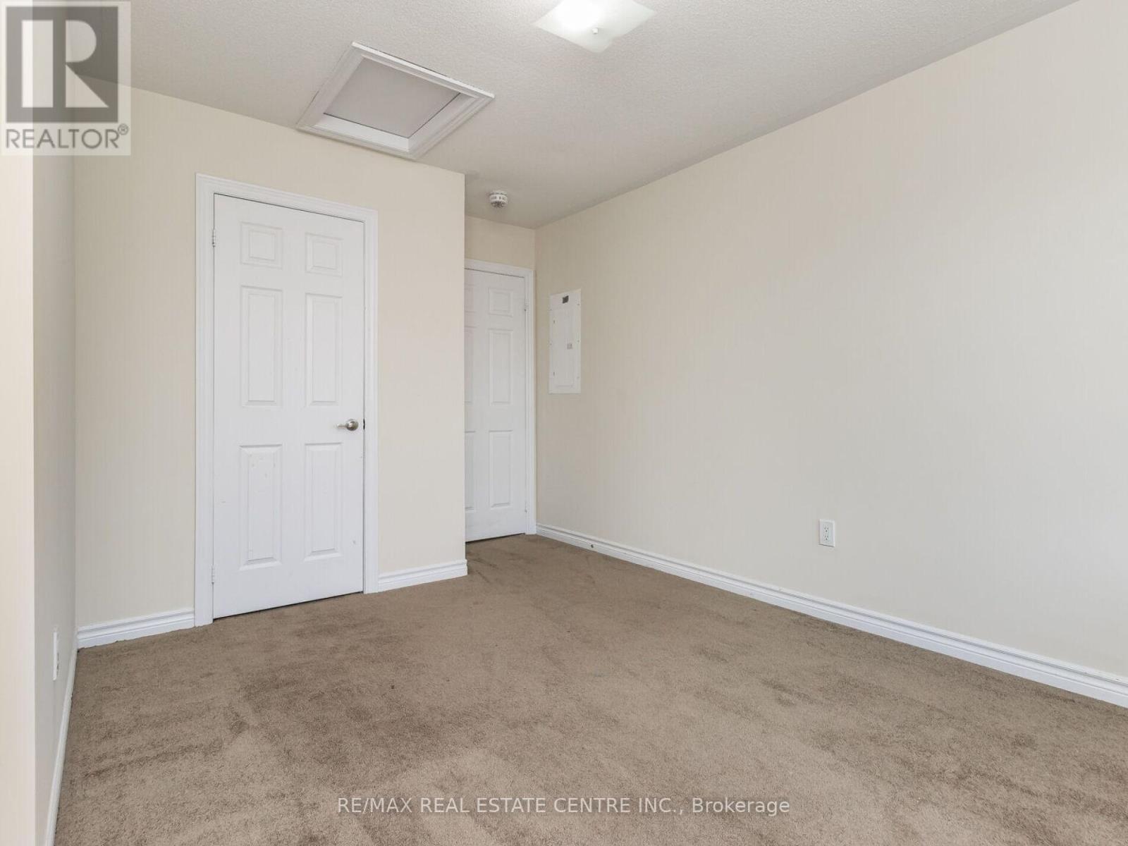 09 - 200 Veterans Drive, Brampton, Ontario  L7A 4S6 - Photo 34 - W12608570