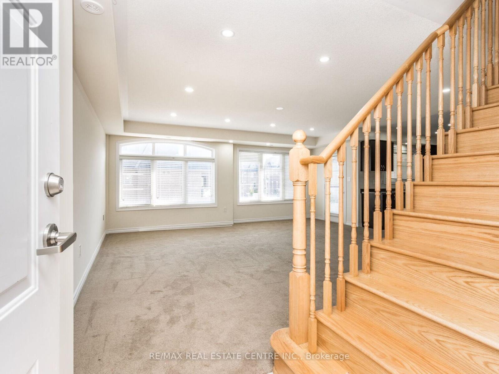 09 - 200 Veterans Drive, Brampton, Ontario  L7A 4S6 - Photo 8 - W12608570