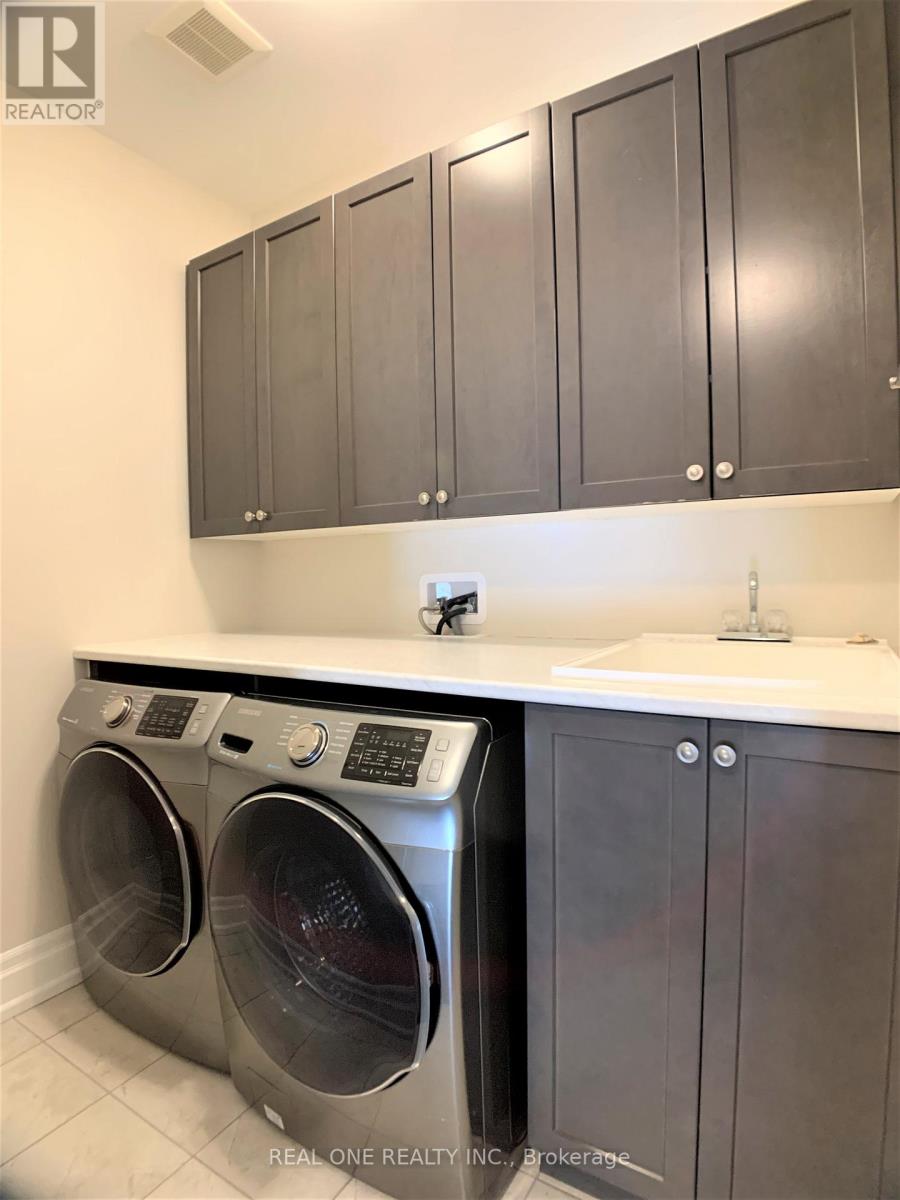 18 Yuan Drive, Richmond Hill, Ontario L4E 1E3 - Photo 21 - N12487042