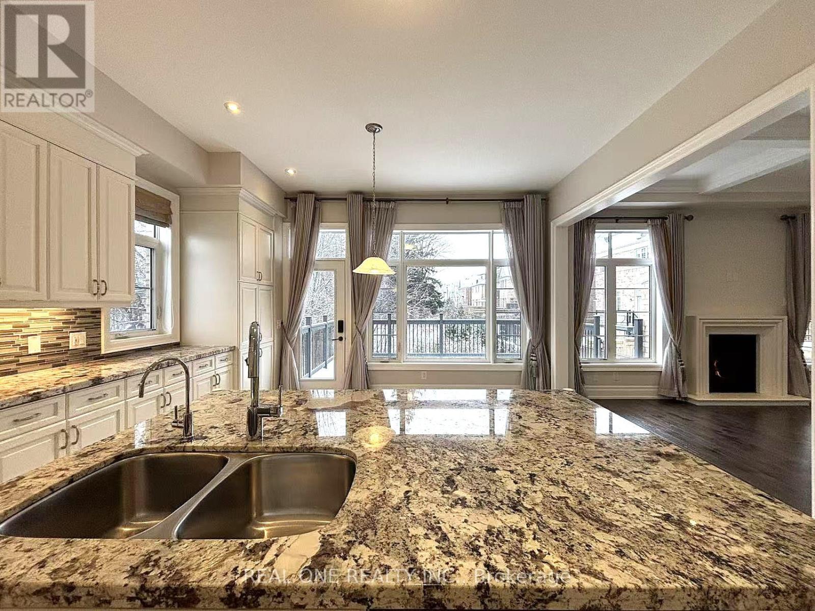 18 Yuan Drive, Richmond Hill, Ontario L4E 1E3 - Photo 7 - N12487042