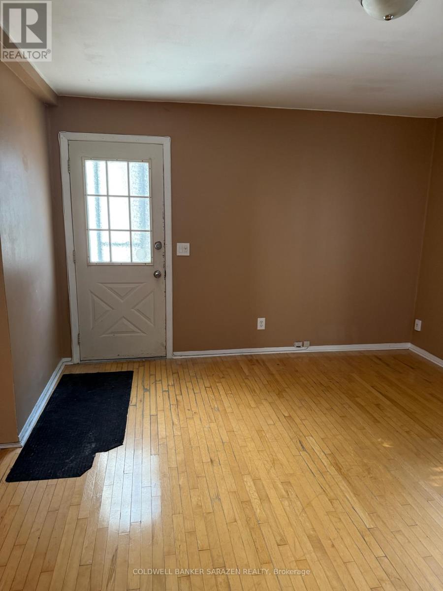 320 Westhill Avenue, Ottawa, Ontario K1Z 7H6 - Photo 14 - X12608550