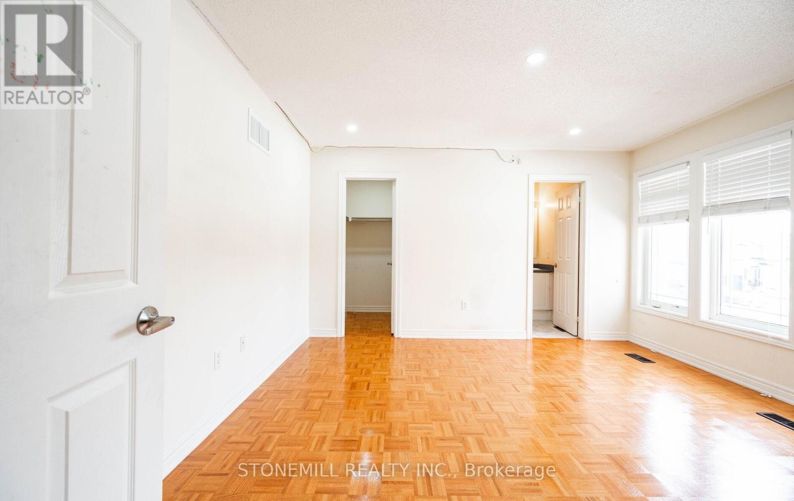 135 Earlsbridge Boulevard, Brampton, Ontario  L7A 3T7 - Photo 26 - W12573792