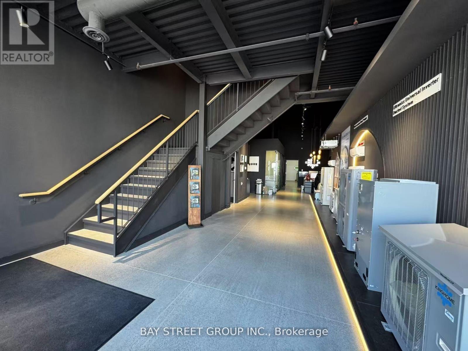 39 - 40 Great Gulf Drive, Vaughan, Ontario  L4K 0K7 - Photo 2 - N12608582