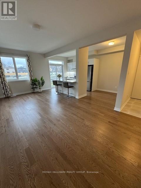 521 Galanthus Walk, Ottawa, Ontario  K2W 0N3 - Photo 19 - X12559898