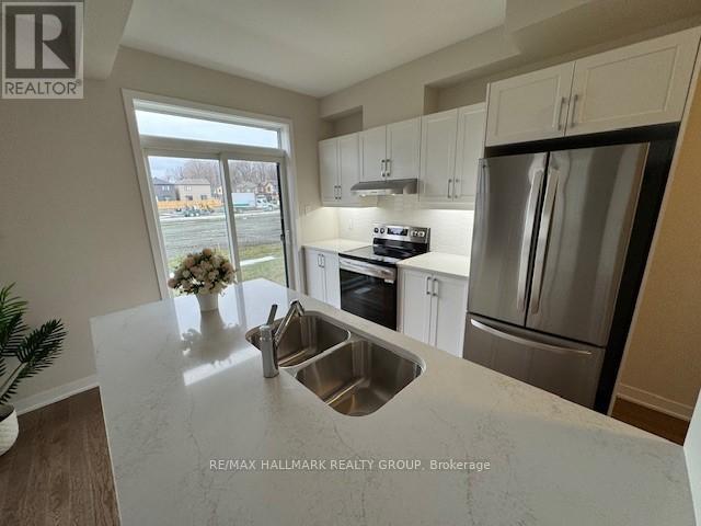 521 Galanthus Walk, Ottawa, Ontario  K2W 0N3 - Photo 30 - X12559898