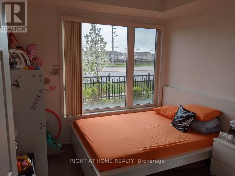 104 - 54 Sky Harbour Drive, Brampton, Ontario  L6Y 6B9 - Photo 11 - W12608596