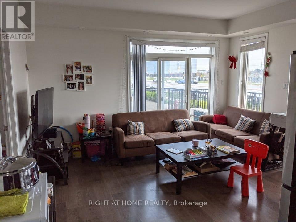 104 - 54 Sky Harbour Drive, Brampton, Ontario  L6Y 6B9 - Photo 8 - W12608596