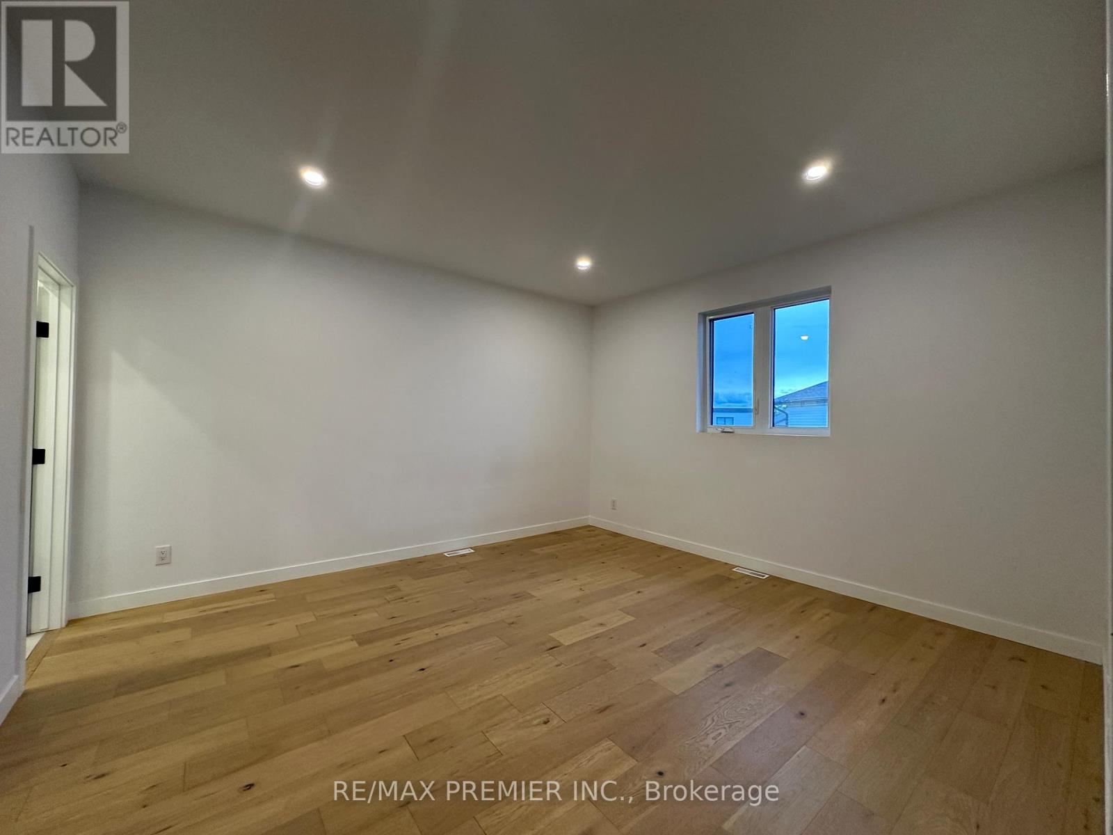 2980 King George's Park Drive S, Thunder Bay, Ontario  P7K 0S4 - Photo 20 - X12608580