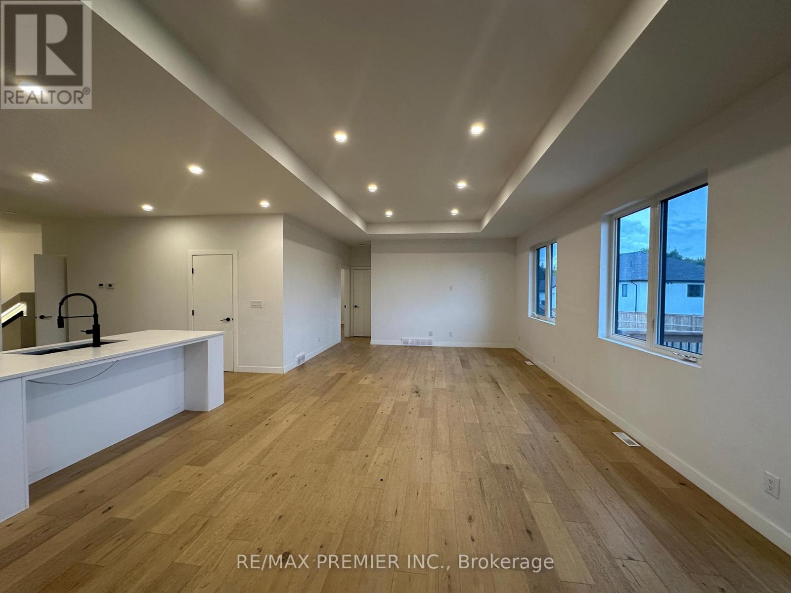 2980 King George's Park Drive S, Thunder Bay, Ontario  P7K 0S4 - Photo 7 - X12608580